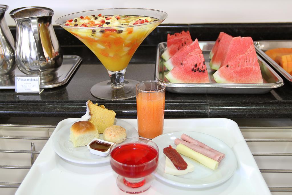 Hotel Jaguar อูเบราบา ภายนอก รูปภาพ