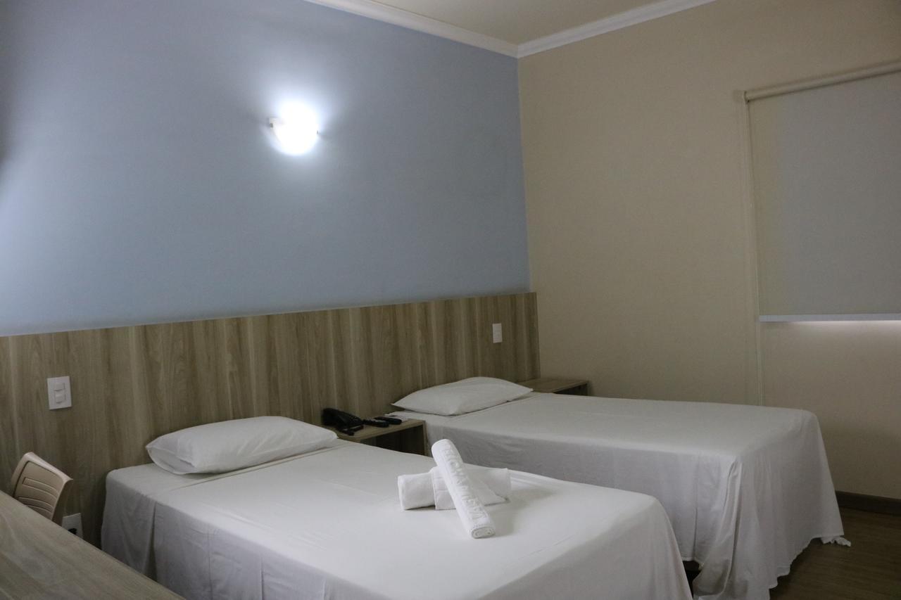 Hotel Jaguar อูเบราบา ภายนอก รูปภาพ